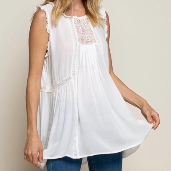 POL Tops - POL White Knit Sleeveless Top/Tunic